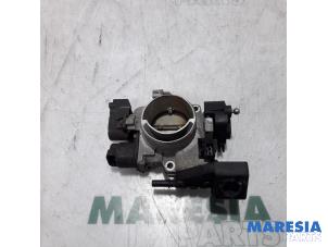 Used Throttle body Peugeot 307 CC (3B) 2.0 16V Price € 75,00 Margin scheme offered by Maresia Parts
