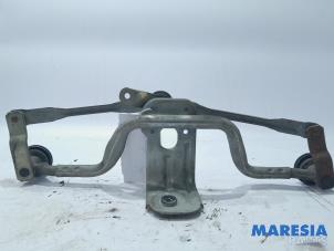 Used Wiper mechanism Peugeot Expert (G9) 1.6 HDi 90 Price € 48,40 Inclusive VAT offered by Maresia Parts