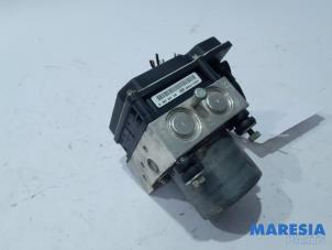 Used ABS pump Alfa Romeo MiTo (955) 1.4 Turbo 16V Price € 130,20 Margin scheme offered by Maresia Parts