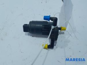 Gebrauchte Scheibensprüherpumpe vorne Fiat Doblo Cargo (263) 1.3 D Multijet Preis € 18,15 Mit Mehrwertsteuer angeboten von Maresia Parts