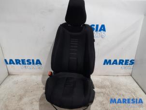 Gebrauchte Sitz links Peugeot 308 (L3/L8/LB/LH/LP) 1.6 BlueHDi 120 Preis € 171,52 Mit Mehrwertsteuer angeboten von Maresia Parts
