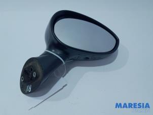 Used Wing mirror, right Fiat 500 (312) 1.2 69 Price € 50,00 Margin scheme offered by Maresia Parts