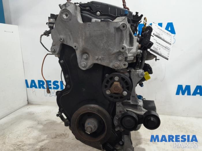Engine from a Renault Trafic (1FL/2FL/3FL/4FL) 1.6 dCi 90 2016
