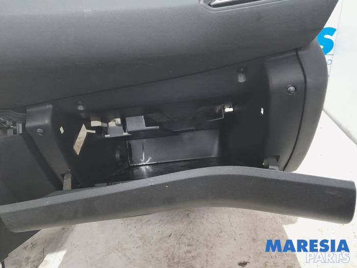 Airbag set + dashboard de un Peugeot 308 (L3/L8/LB/LH/LP) 1.2 12V e-THP PureTech 130 2014
