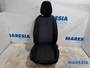 Gebrauchte Sitz rechts Peugeot 308 (L3/L8/LB/LH/LP) 1.2 12V e-THP PureTech 130 Preis € 105,00 Margenregelung angeboten von Maresia Parts