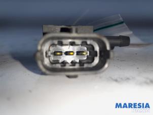 Auspuff Temperatursensor van een Fiat Doblo Cargo (263) 1.3 D Multijet 2012
