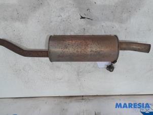 Used Exhaust rear silencer Renault Trafic (1FL/2FL/3FL/4FL) 1.6 dCi 90 Price € 72,60 Inclusive VAT offered by Maresia Parts