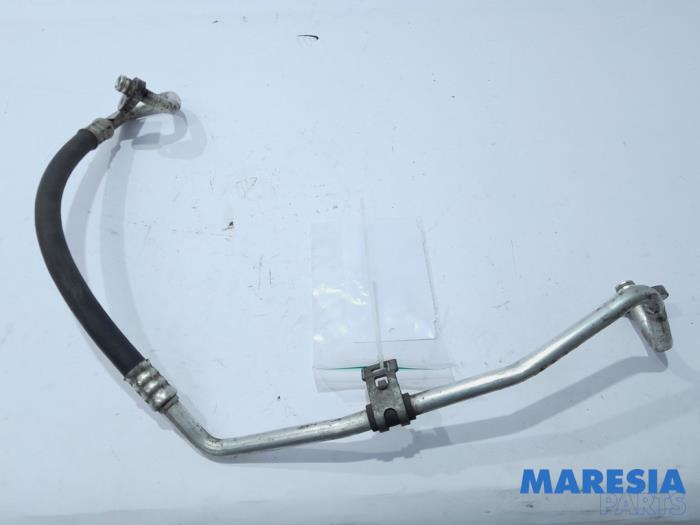 Air conditioning line from a Peugeot 308 (L3/L8/LB/LH/LP) 1.6 BlueHDi 120 2014