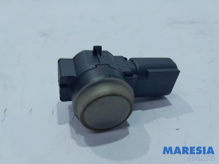 Usados Sensor PDC Peugeot 208 I (CA/CC/CK/CL) 1.2 Vti 12V PureTech 82 Precio € 19,00 Norma de margen ofrecido por Maresia Parts