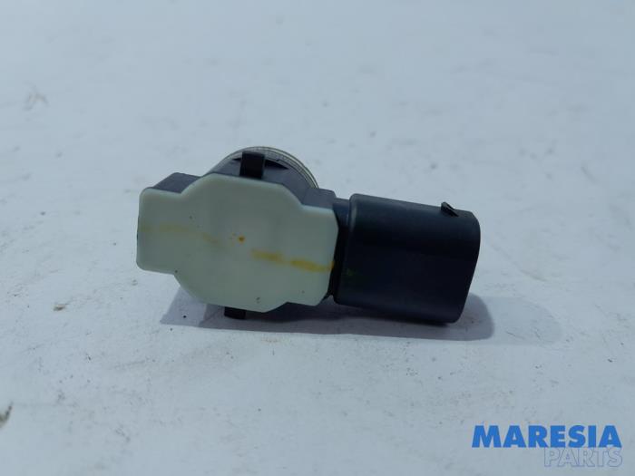 Usados Sensor PDC Peugeot 208 I (CA/CC/CK/CL) 1.2 Vti 12V PureTech 82 Precio € 19,00 Norma de margen ofrecido por Maresia Parts