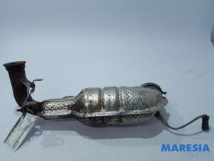 Used Catalytic converter Peugeot 308 (L3/L8/LB/LH/LP) 1.2 12V e-THP PureTech 130 Price € 288,75 Margin scheme offered by Maresia Parts