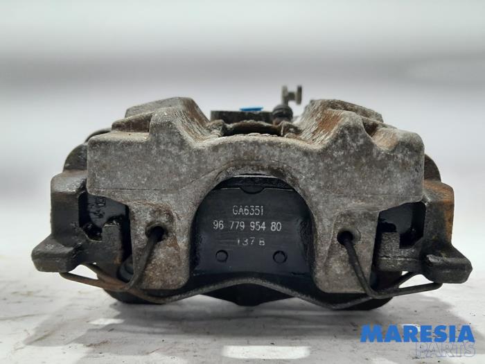 Rear brake calliper, right from a Peugeot 308 (L3/L8/LB/LH/LP) 1.2 12V e-THP PureTech 130 2014