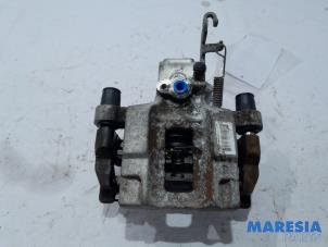 Used Rear brake calliper, right Peugeot 308 (L3/L8/LB/LH/LP) 1.2 12V e-THP PureTech 130 Price € 29,00 Margin scheme offered by Maresia Parts