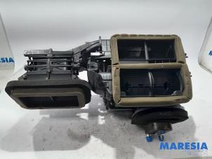 Usados Cuerpo de calefactor Citroen Jumper (U9) 2.2 HDi 130 Precio € 190,58 IVA incluido ofrecido por Maresia Parts
