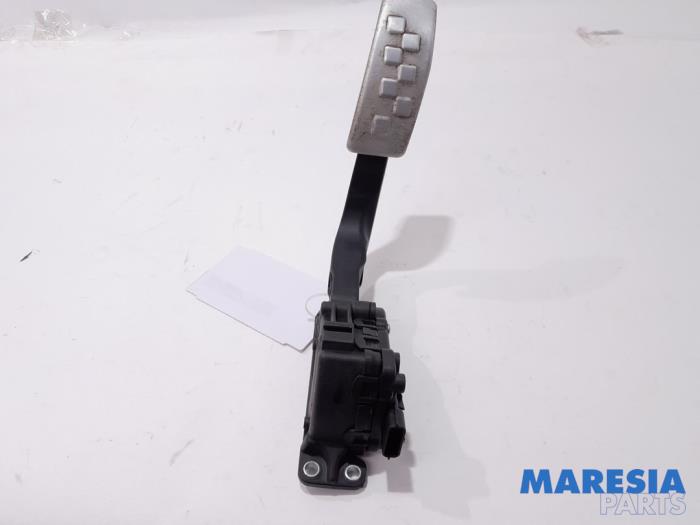Begagnade Gaspedalsensor Renault Wind (EN/E4) 1.2 16V GT TCE eco2 Pris € 40,00 Marginaltabell erbjuds av Maresia Parts