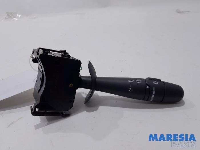 Wiper switch from a Renault Wind (EN/E4) 1.2 16V GT TCE eco2 2012