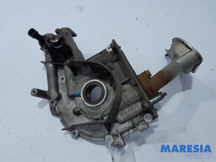 Używane Pompa oleju Alfa Romeo MiTo (955) 1.4 Multi Air 16V Cena € 85,00 Procedura marży oferowane przez Maresia Parts