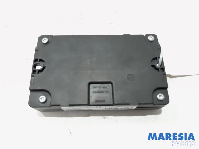 Gebrauchte Telefon Interface Renault Wind (EN/E4) 1.2 16V GT TCE eco2 Preis € 34,99 Margenregelung angeboten von Maresia Parts