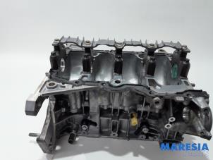 Usados Bloque inferior motor Renault Captur (2R) 1.3 TCE 150 16V Precio € 420,00 Norma de margen ofrecido por Maresia Parts