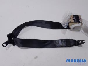 Used Rear seatbelt, centre Peugeot 3008 I (0U/HU) 1.6 VTI 16V Price € 65,00 Margin scheme offered by Maresia Parts