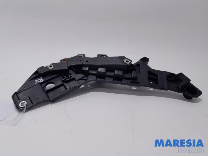Begagnade Front Citroen Jumper (U9) 2.2 HDi 130 Pris € 36,30 Inklusive moms erbjuds av Maresia Parts