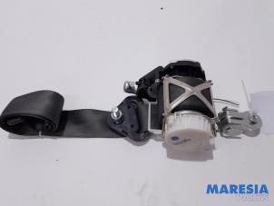 Used Front seatbelt, right Renault Clio III (SR) 1.5 dCi 70 Price € 105,00 Margin scheme offered by Maresia Parts