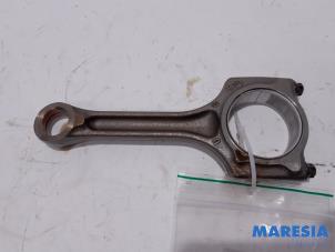 Used Connecting rod Peugeot 3008 I (0U/HU) 1.6 16V THP 150 Price € 25,00 Margin scheme offered by Maresia Parts