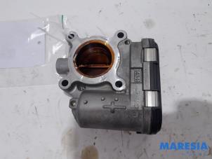 Used Throttle body Renault Captur (2R) 1.3 TCE 150 16V Price € 126,00 Margin scheme offered by Maresia Parts