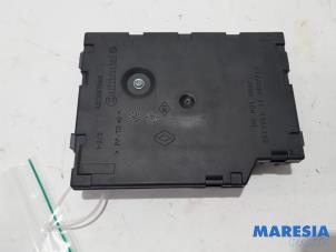 Used Card reader (lock) Renault Clio IV Estate/Grandtour (7R) 0.9 Energy TCE 90 12V Price € 40,00 Margin scheme offered by Maresia Parts