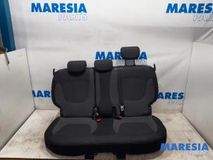 Used Rear bench seat Renault Captur (2R) 0.9 Energy TCE 12V Price € 210,00 Margin scheme offered by Maresia Parts