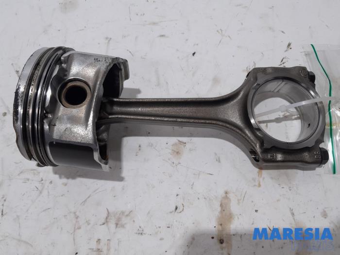 Gebrauchte Kolben Alfa Romeo MiTo (955) 1.4 Multi Air 16V Preis € 75,00 Margenregelung angeboten von Maresia Parts