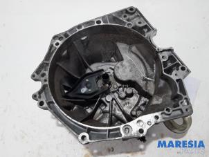 Used Gearbox casing Peugeot 3008 I (0U/HU) 1.6 VTI 16V Price € 60,00 Margin scheme offered by Maresia Parts