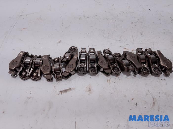 Usagé Culbuteur Peugeot 508 SW (8E/8U) 1.6 THP 16V Prix € 30,00 Règlement à la marge proposé par Maresia Parts