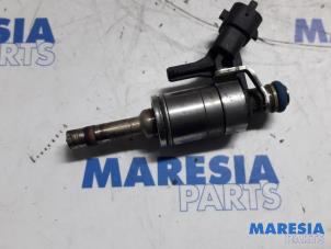 Usados Inyector (inyección de gasolina) Peugeot 508 SW (8E/8U) 1.6 THP 16V Precio € 35,00 Norma de margen ofrecido por Maresia Parts
