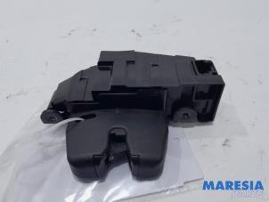 Used Tailgate lock mechanism Citroen C4 Grand Picasso (UA) 2.0 16V Autom. Price € 25,00 Margin scheme offered by Maresia Parts
