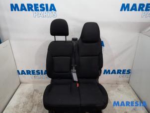 Used Double front seat, right Renault Trafic (1FL/2FL/3FL/4FL) 1.6 dCi 95 Price € 254,10 Inclusive VAT offered by Maresia Parts