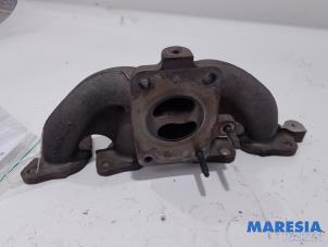 Used Exhaust manifold Renault Megane III Berline (BZ) 1.4 16V TCe 130 Price € 50,00 Margin scheme offered by Maresia Parts