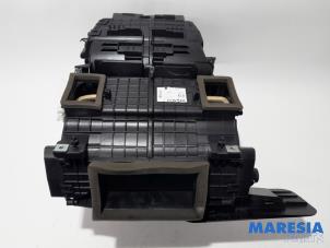 Used Heater housing Renault Clio IV (5R) 0.9 Energy TCE 90 12V Price € 262,50 Margin scheme offered by Maresia Parts