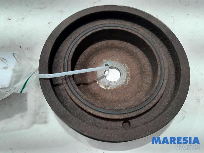 Gebrauchte Kurbelwelle Riemenscheibe Renault Clio III Estate/Grandtour (KR) 1.2 16V 75 Preis € 25,00 Margenregelung angeboten von Maresia Parts