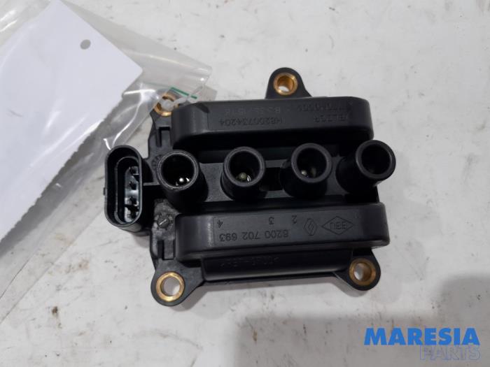 Usagé Bobine Renault Clio III Estate/Grandtour (KR) 1.2 16V 75 Prix € 20,00 Règlement à la marge proposé par Maresia Parts