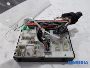 Used Fuse box Renault Megane III Grandtour (KZ) 1.2 16V TCE 115 Price € 105,00 Margin scheme offered by Maresia Parts