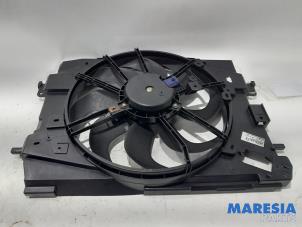 Used Fan motor Renault Clio IV Estate/Grandtour (7R) 0.9 Energy TCE 90 12V Price € 43,99 Margin scheme offered by Maresia Parts