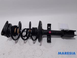 Used Front shock absorber rod, right Renault Clio IV Estate/Grandtour (7R) 0.9 Energy TCE 90 12V Price € 39,00 Margin scheme offered by Maresia Parts