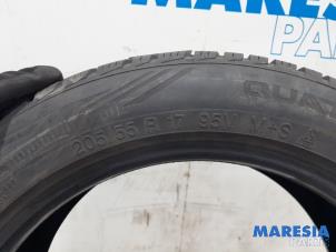 Used Winter tyre Renault Scénic III (JZ) 1.4 16V TCe 130 Price € 25,00 Margin scheme offered by Maresia Parts