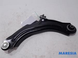 Used Front lower wishbone, right Renault Clio IV Estate/Grandtour (7R) 0.9 Energy TCE 90 12V Price € 45,00 Margin scheme offered by Maresia Parts