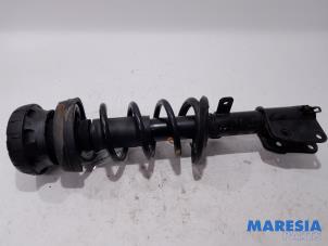 Used Front shock absorber rod, right Renault Trafic (1FL/2FL/3FL/4FL) 1.6 dCi 95 Price € 90,75 Inclusive VAT offered by Maresia Parts