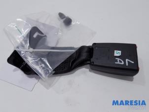 Used Rear seatbelt buckle, left Fiat 500 (312) 1.2 69 Price € 15,00 Margin scheme offered by Maresia Parts