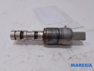 Used Camshaft adjuster Renault Clio III (BR/CR) 1.6 16V Price € 45,00 Margin scheme offered by Maresia Parts