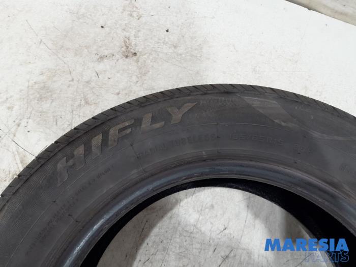 Tyre from a Fiat Punto Evo (199) 1.3 JTD Multijet Start&Stop 16V Euro 4