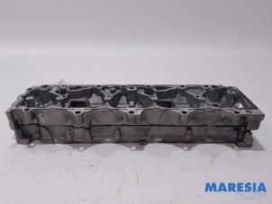 Used Camshaft housing Peugeot 308 SW (L4/L9/LC/LJ/LR) 1.6 BlueHDi 120 Price € 75,00 Margin scheme offered by Maresia Parts